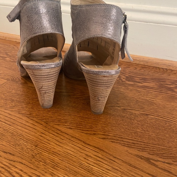 Paul Greene Cayenne peep toe bootie - Picture 3 of 6